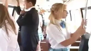 مص بنات المدارس