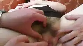 الام الممحونه وأبنها المدلل