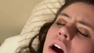 جلسة دراسة ثملة تتحول إلى مثلية جنسية شرجية قاسية