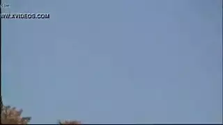 نيك في الصحراء العربية: أثداء كبيرة ترتد على الصخور
